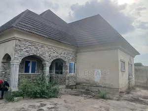 Furnished 3bdrm Bungalow in Alleluyah Estate for sale