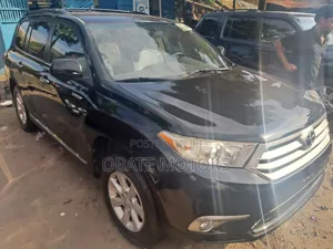 Toyota Highlander Limited 3.5L 2WD 2013 Black