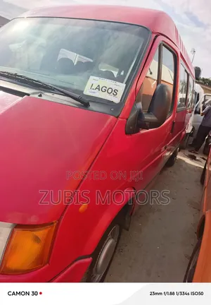 Ford Transit 2004 Red