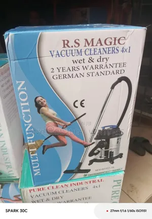 R.S. Magic 4-in-1 Wet Dry Vacuum Cleaner