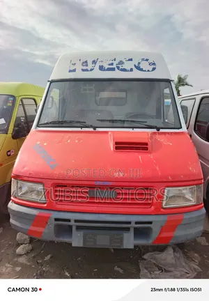 Iveco Daily 2004 Red