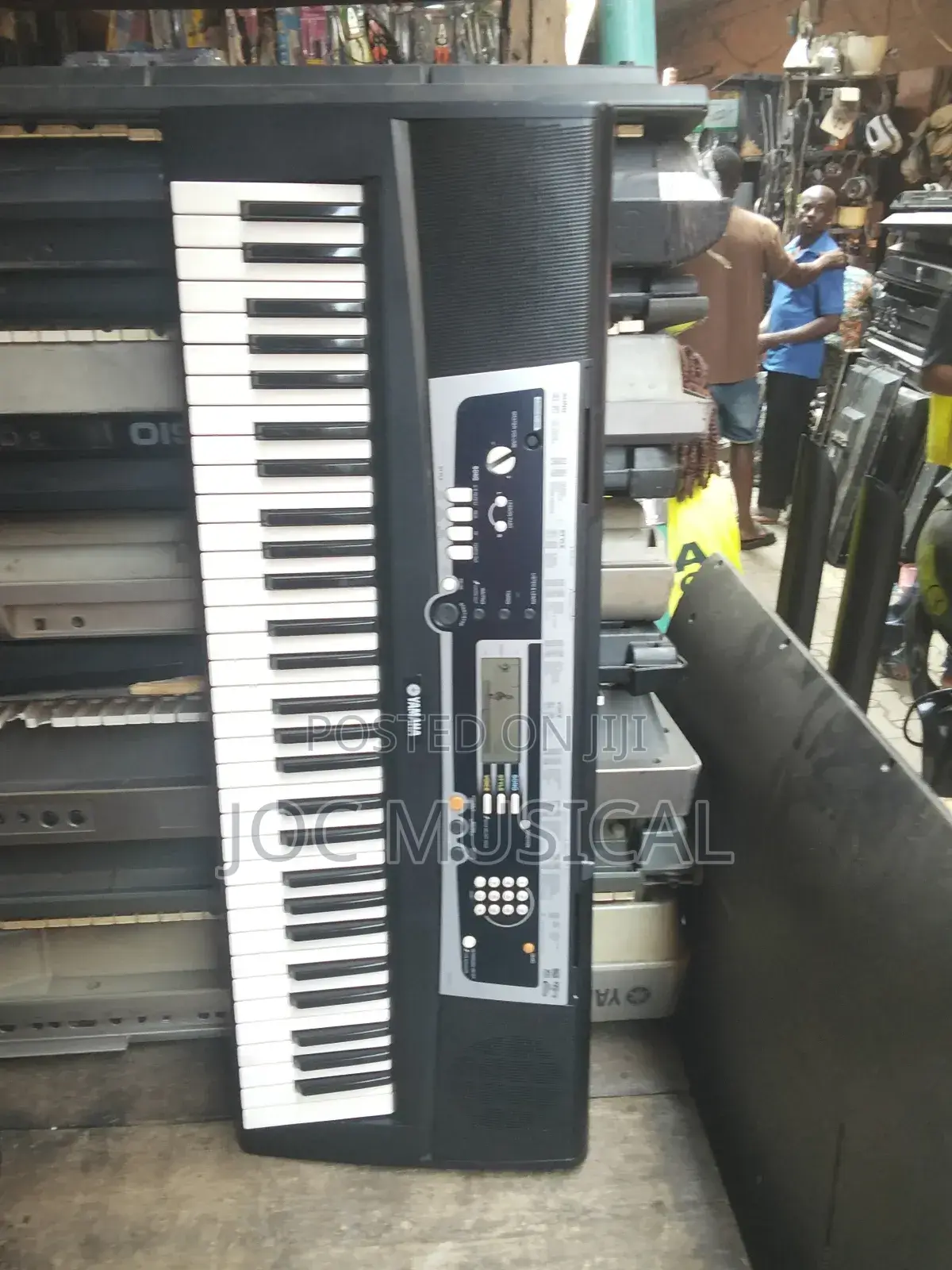Keyboards Ypt 210