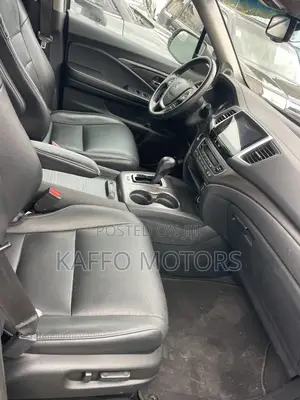 Honda Pilot EX 4dr SUV 4WD (3.5L 6cyl 5A) 2017 Black