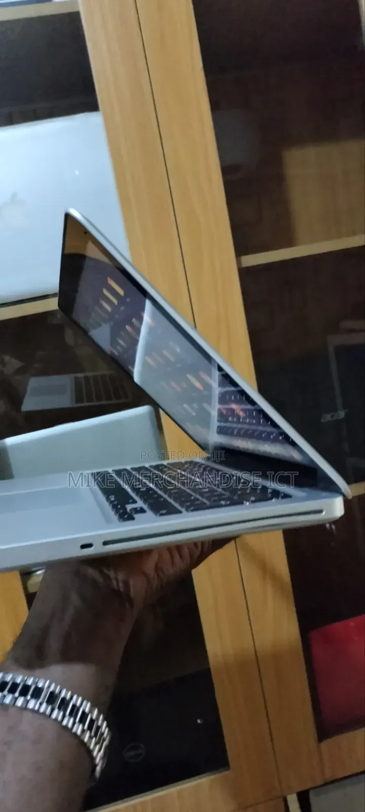 Laptop Apple MacBook Pro 6GB Intel Core 2 Duo HDD 500GB