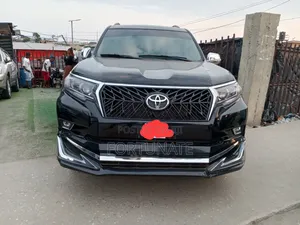 Toyota Land Cruiser Prado 2022 Black