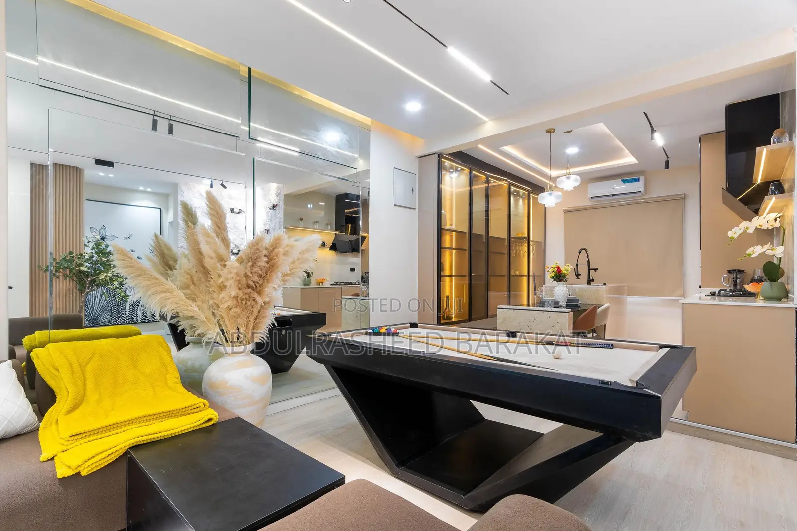 Luxury Two Bedroom Apartment With Ps5 Elevator Soundbar Pool