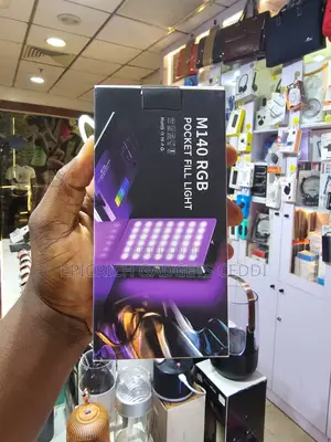 Influencer Lights M140 Rgb Pocket Fill Light