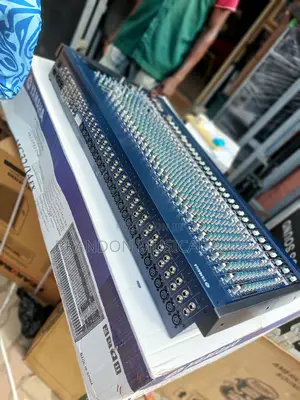 Yamaha Mg32 32 Channels Professional Yamaha Mixer