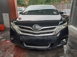 Photo - Toyota Venza 2013 Matt Black