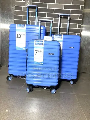 Beautiful Luggage Set Rubber