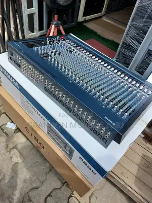 Mg24 Yamaha 24 Channels Mixer
