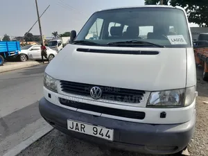 Volkswagen Transporter 2004 White