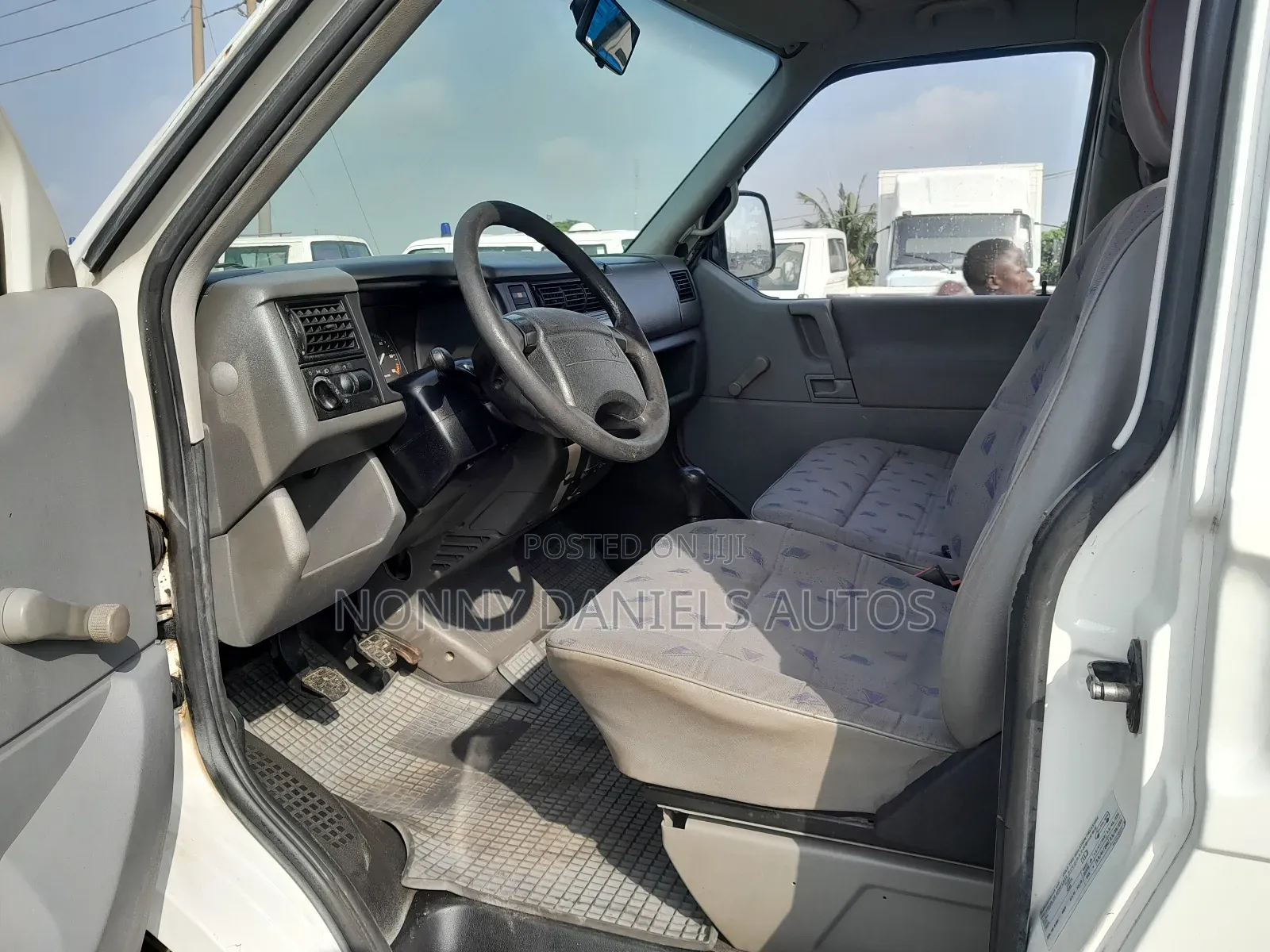 Volkswagen Transporter 2004 White