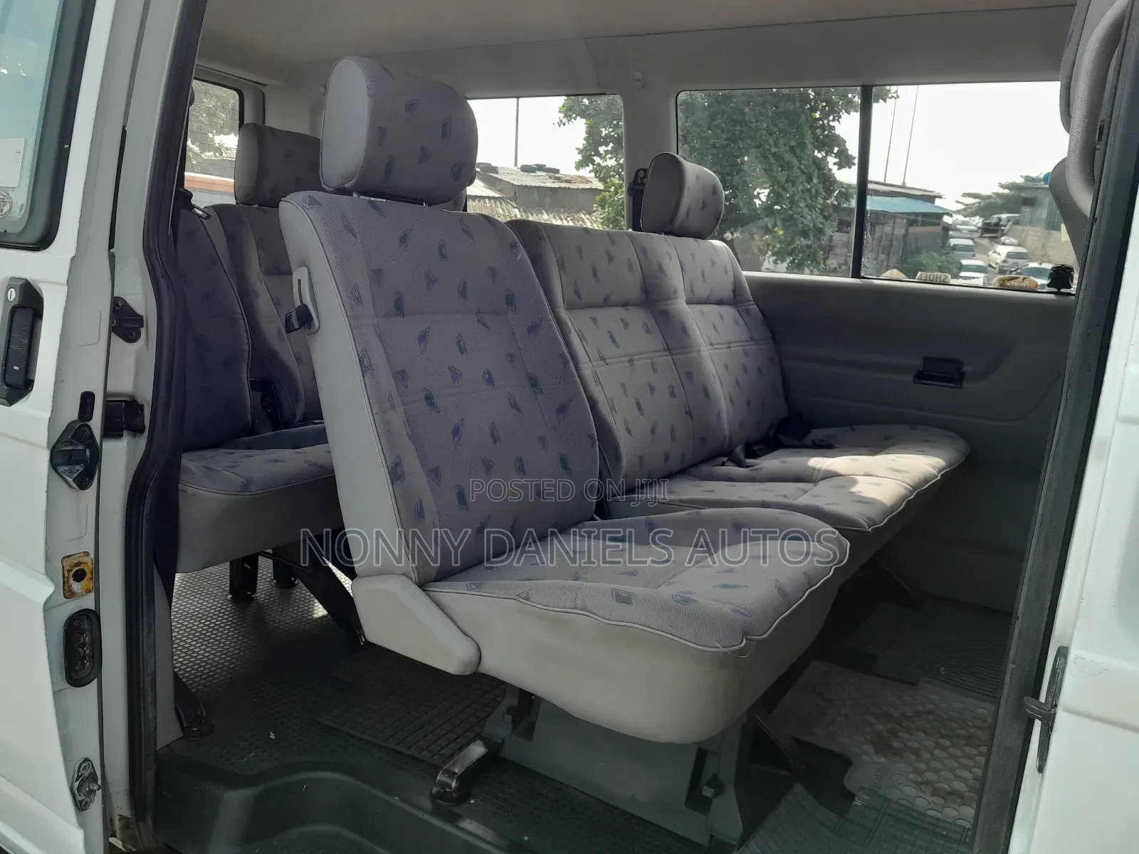 Volkswagen Transporter 2004 White