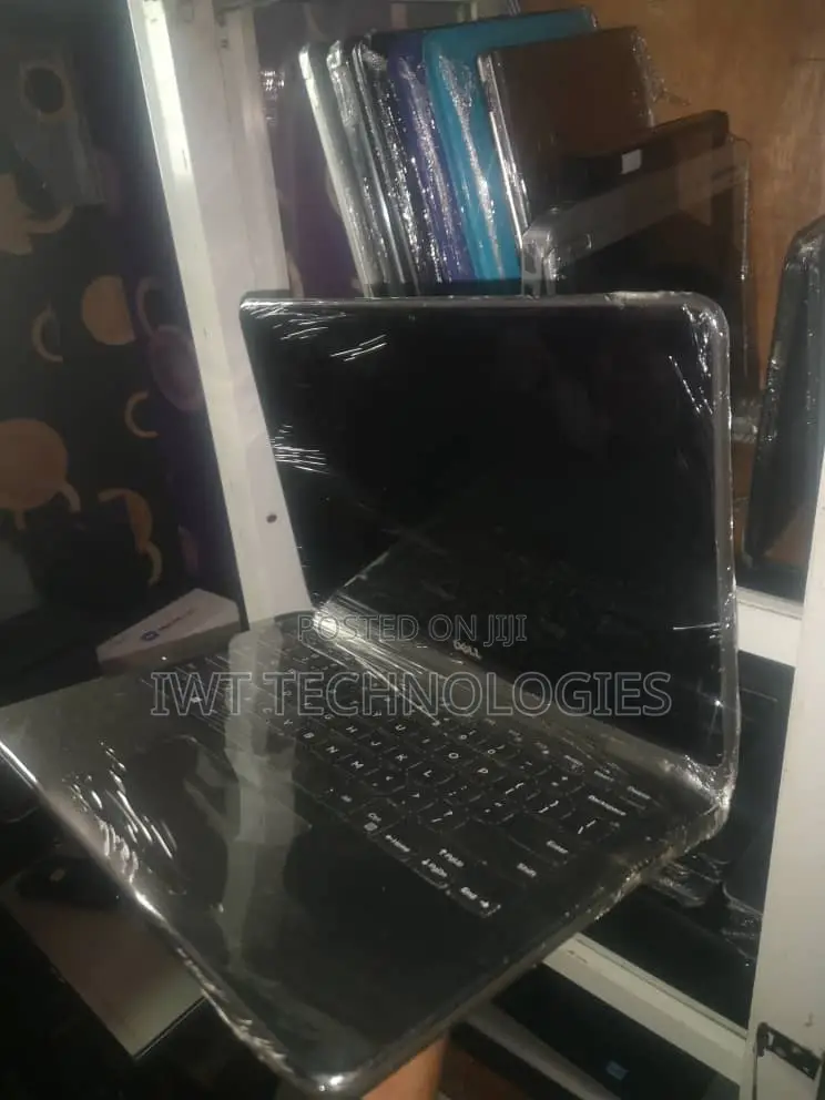 Laptop Dell 4GB AMD HDD 500GB