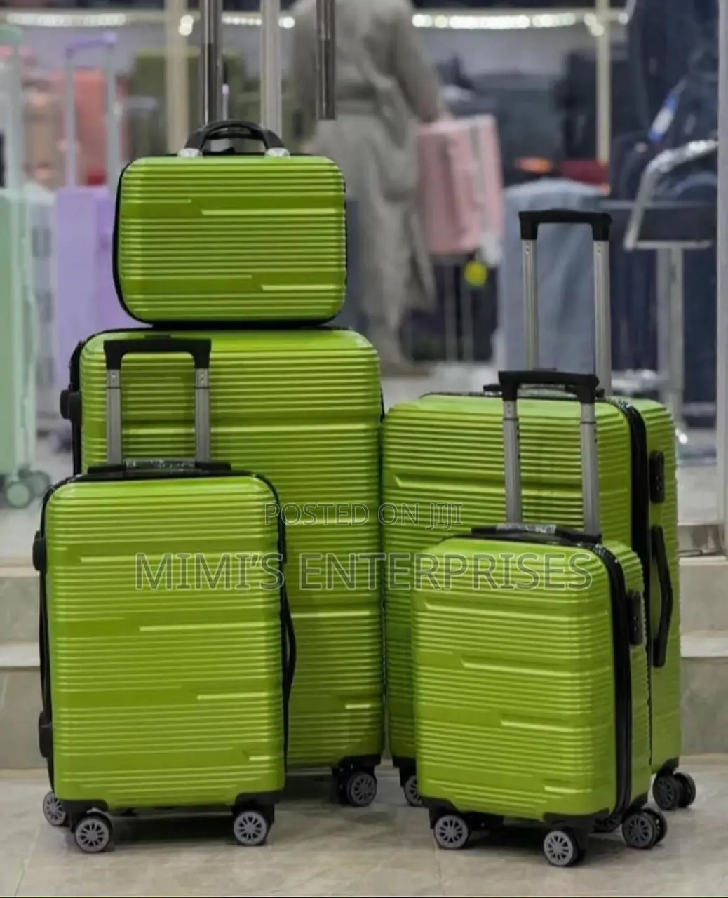 Stylish Luggage Set Plastic