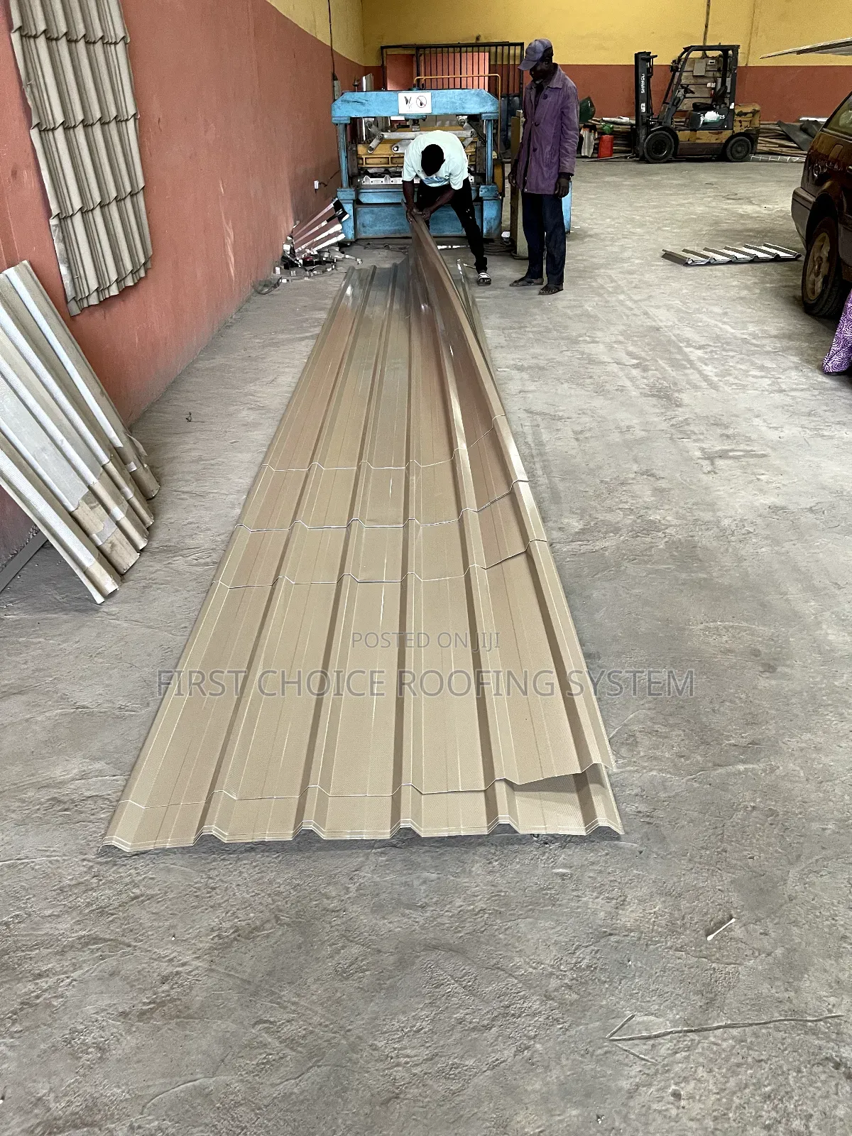 Loading Of Aluminium Roofing Sheets 0.45mm