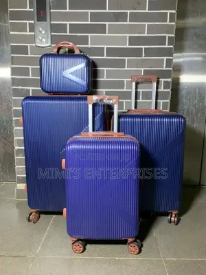 Traveling Luggage Set