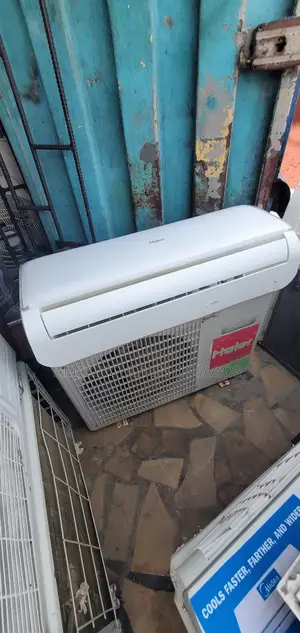 Haierthermocool 1.5 Horsepower Inverter Air Condition