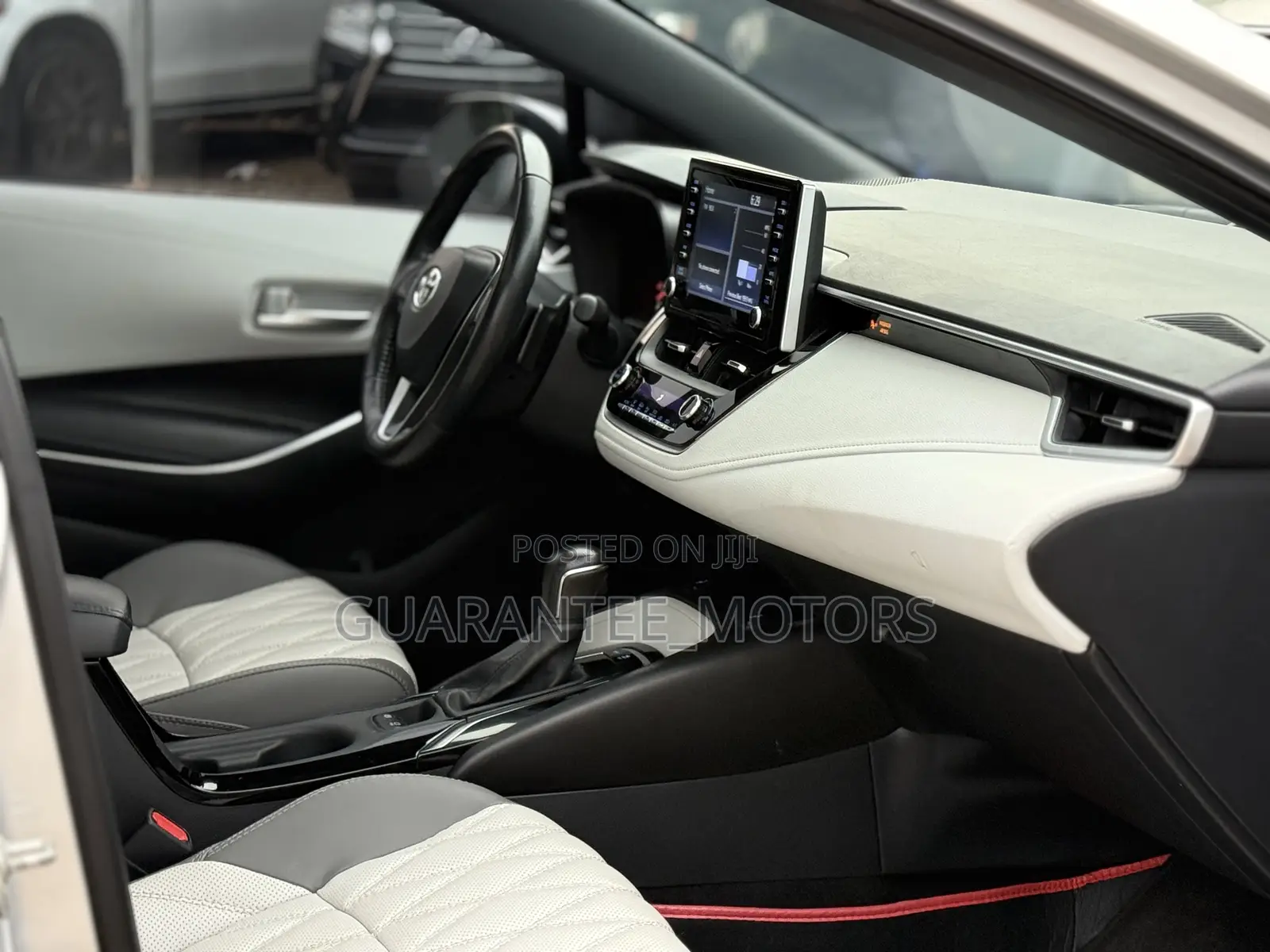 Toyota Corolla 2019 Silver