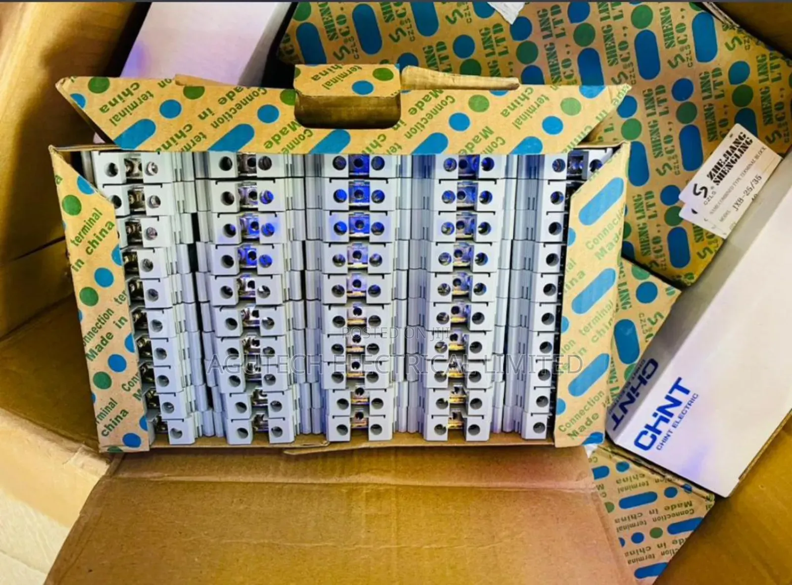 Terminal/Panel Connectors