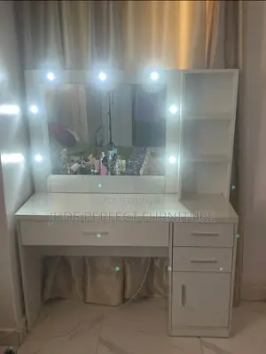 4ft Quality Specious Dressing Mirror