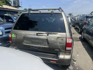 Nissan Pathfinder SE AWD SUV (3.5L 6cyl 5M) 2002 Gray
