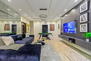 3bed Posh Unique Apartment