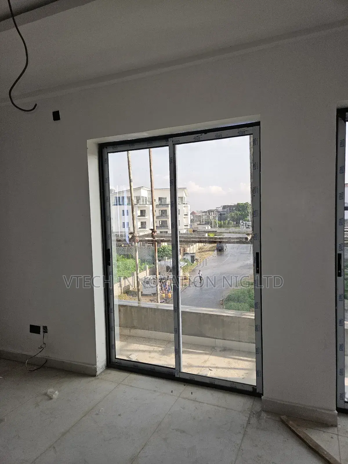 Ebm Sliding Door