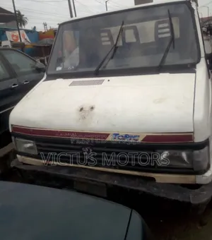 Photo - Peugeot Boxer 2000 White