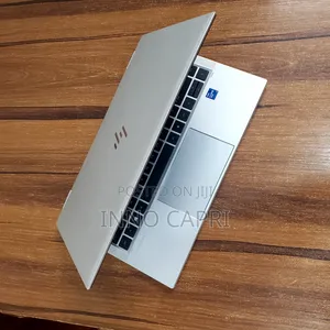 Photo - Laptop HP EliteBook 1040 G8 16GB Intel Core I7 SSD 512GB