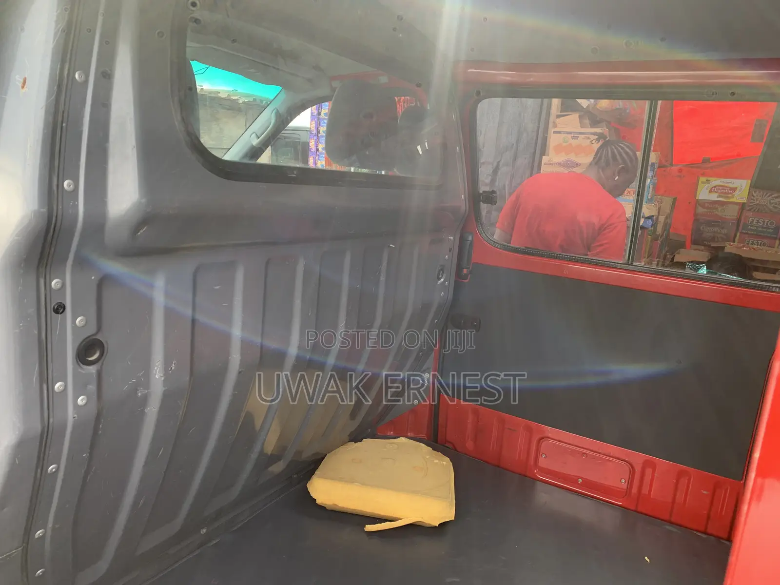 Toyota HiAce 2002 Red