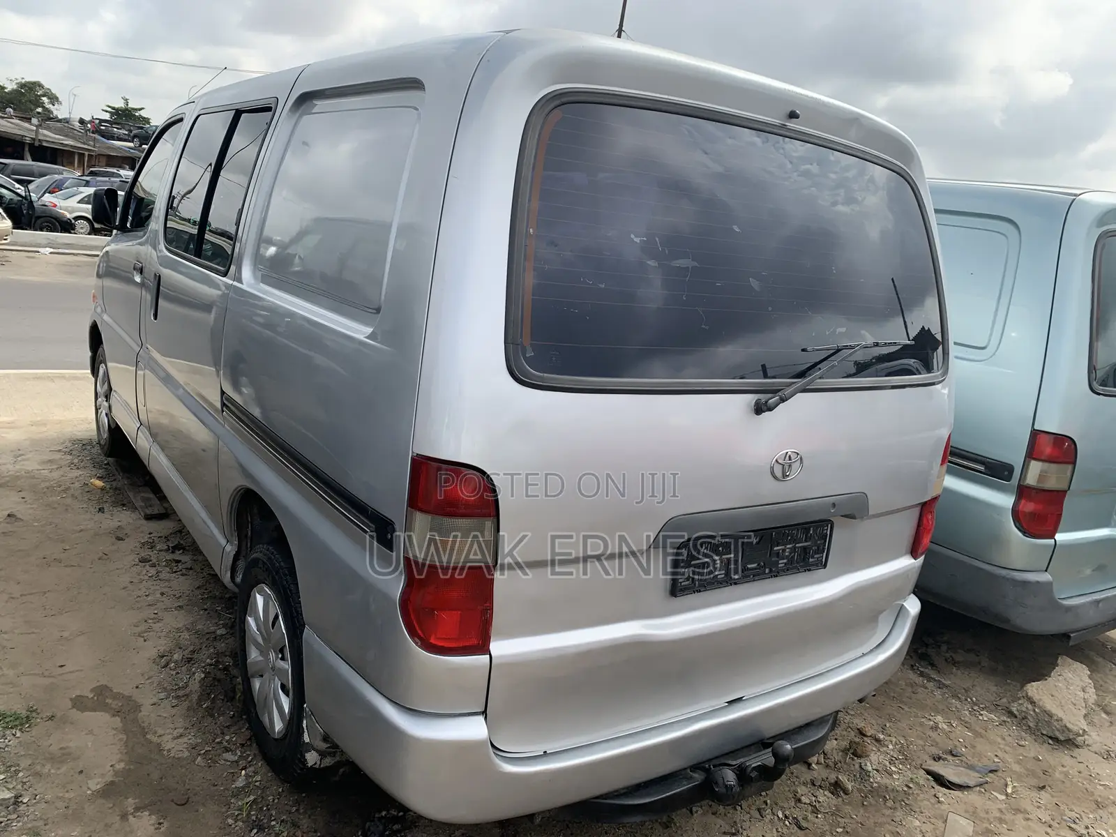 Toyota HiAce 2005 Silver