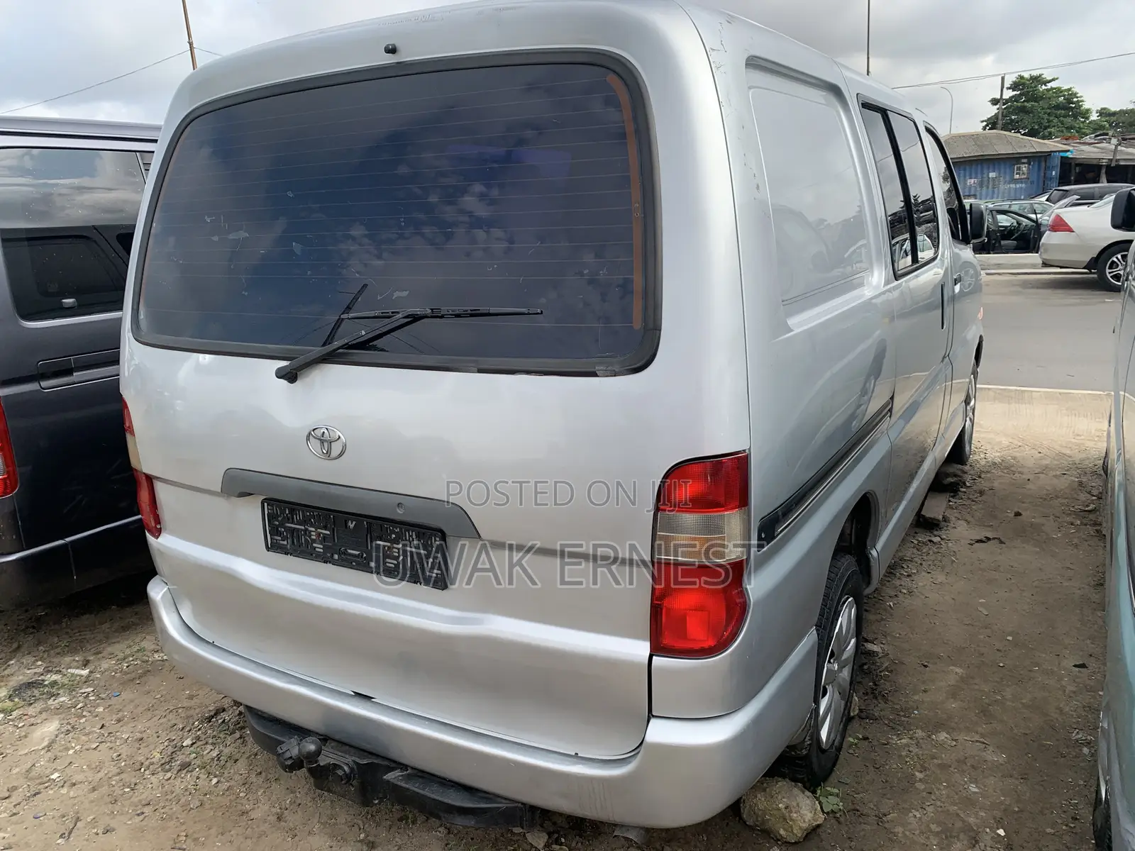 Toyota HiAce 2005 Silver