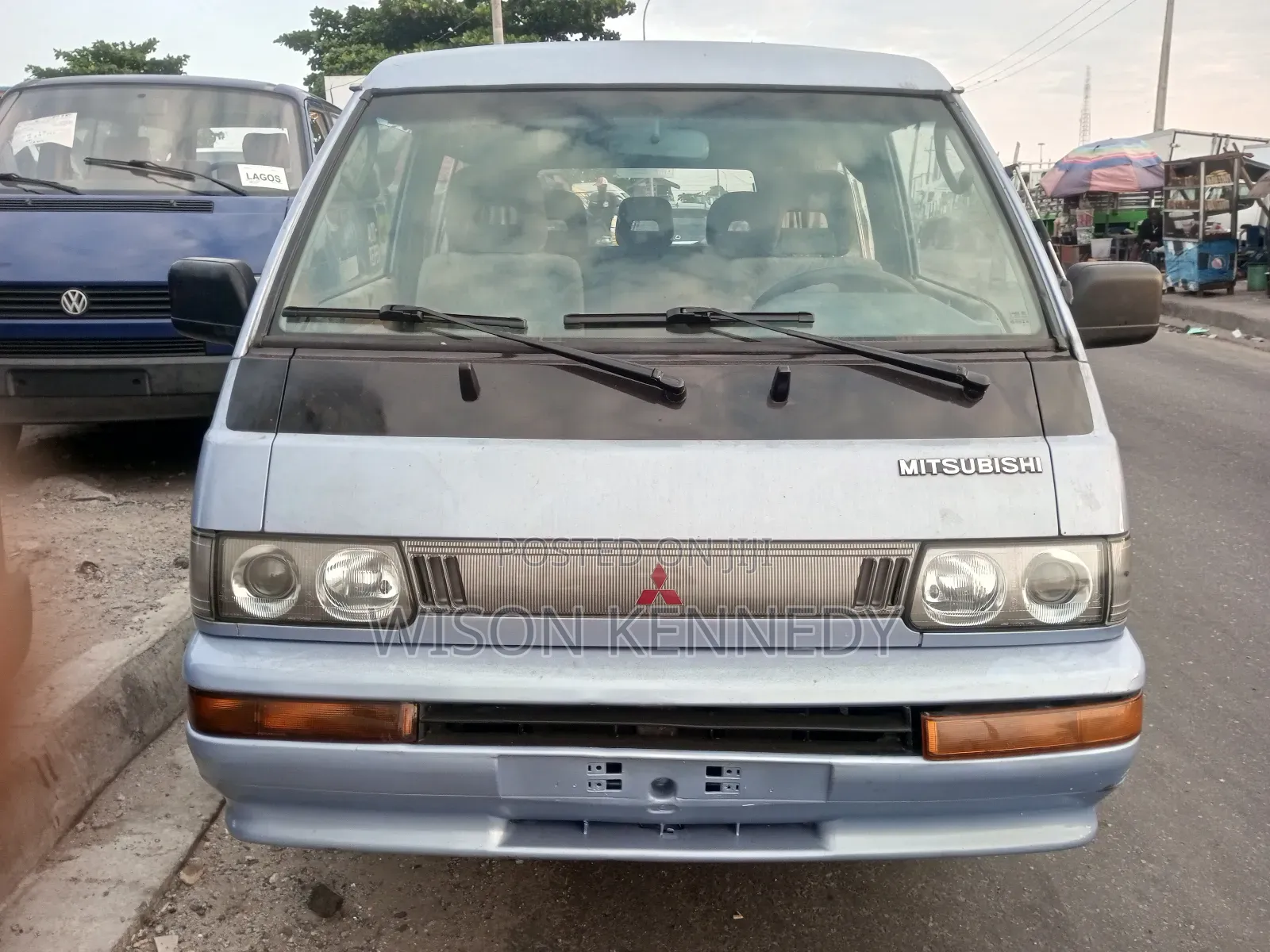 Mitsubishi L300 2006 Blue