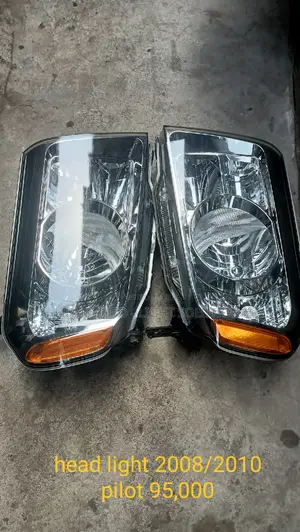 Head Light 2010 Honda Pilot