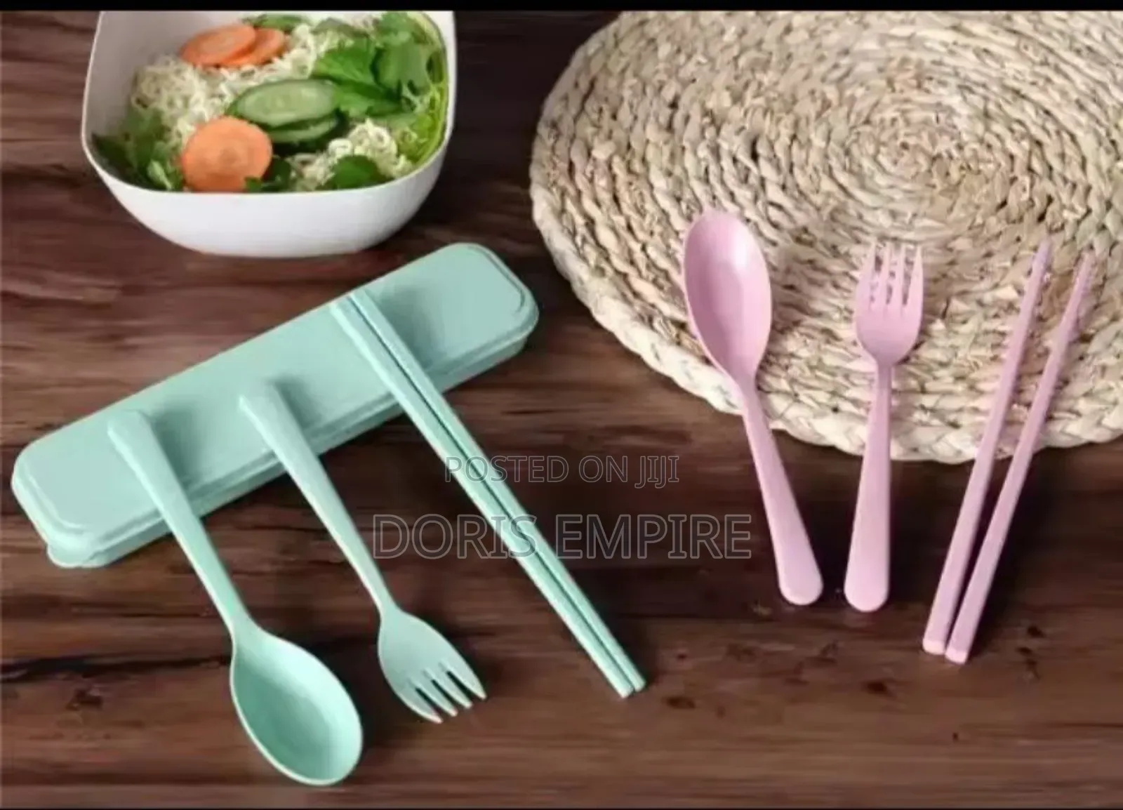 Qaulity Cutlery Set With Storage Box