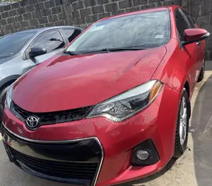 Toyota Corolla 2016 Red