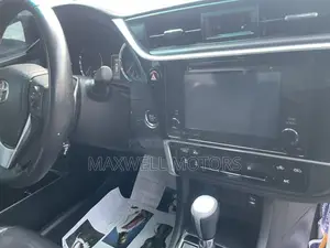 Toyota Corolla 2016 Red
