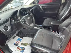 Toyota Corolla SE (1.8L 4cyl 2A) 2019 Red
