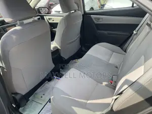 Toyota Corolla LE Premium 4dr Sedan (1.8L 4cyl CVT) 2016 Black