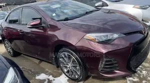 Toyota Corolla SE (1.8L 4cyl 2A) 2019