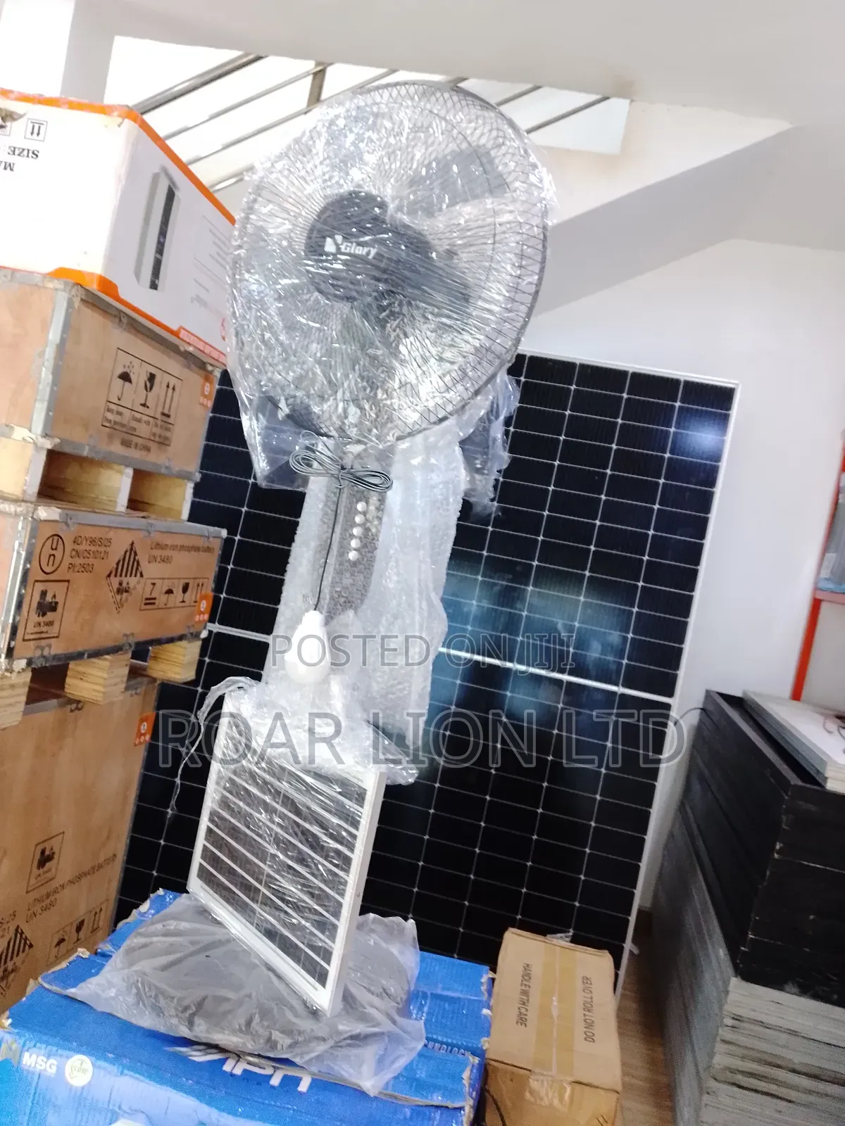16inch Solar Rechargeable Fan With Panel