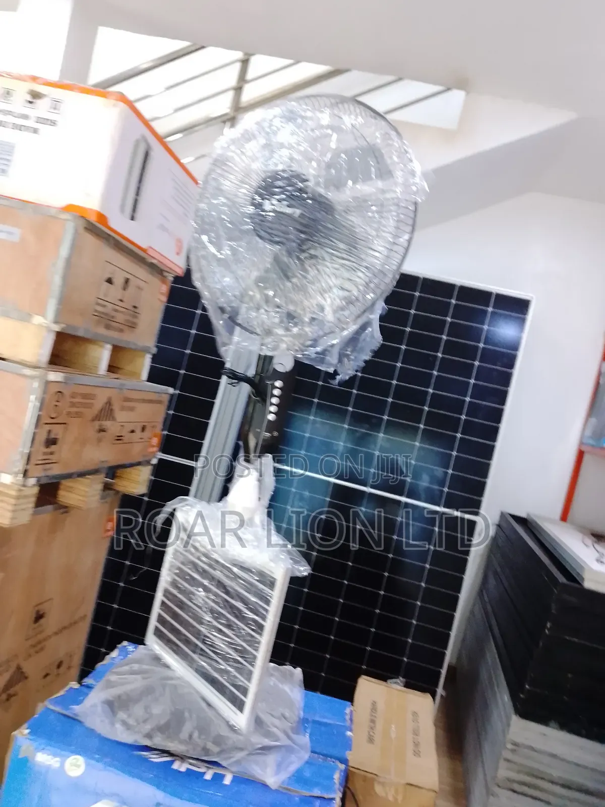 16inch Solar Rechargeable Fan With Panel