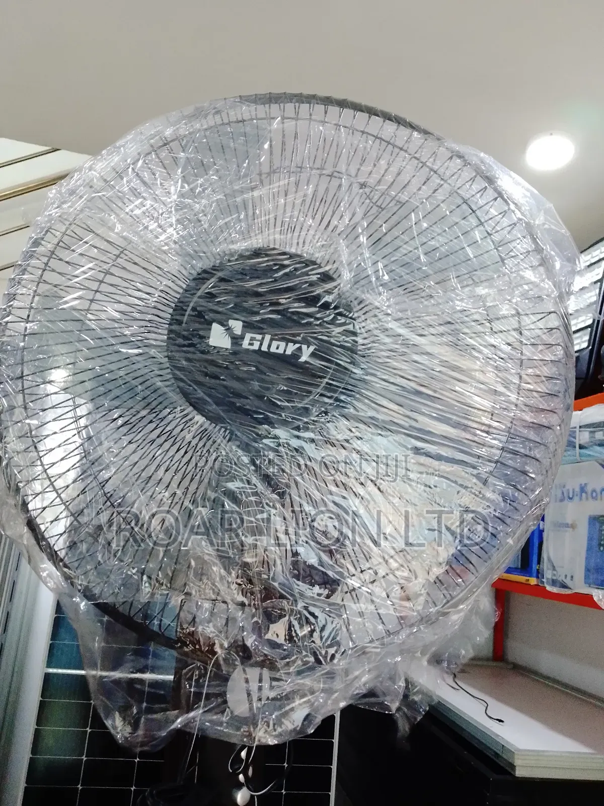 16inch Solar Rechargeable Fan With Panel