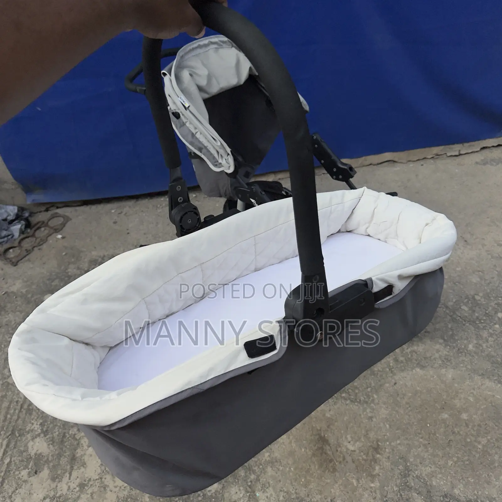 Baby Stroller / Bassinet