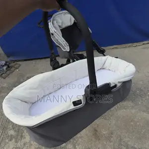 Baby Stroller / Bassinet