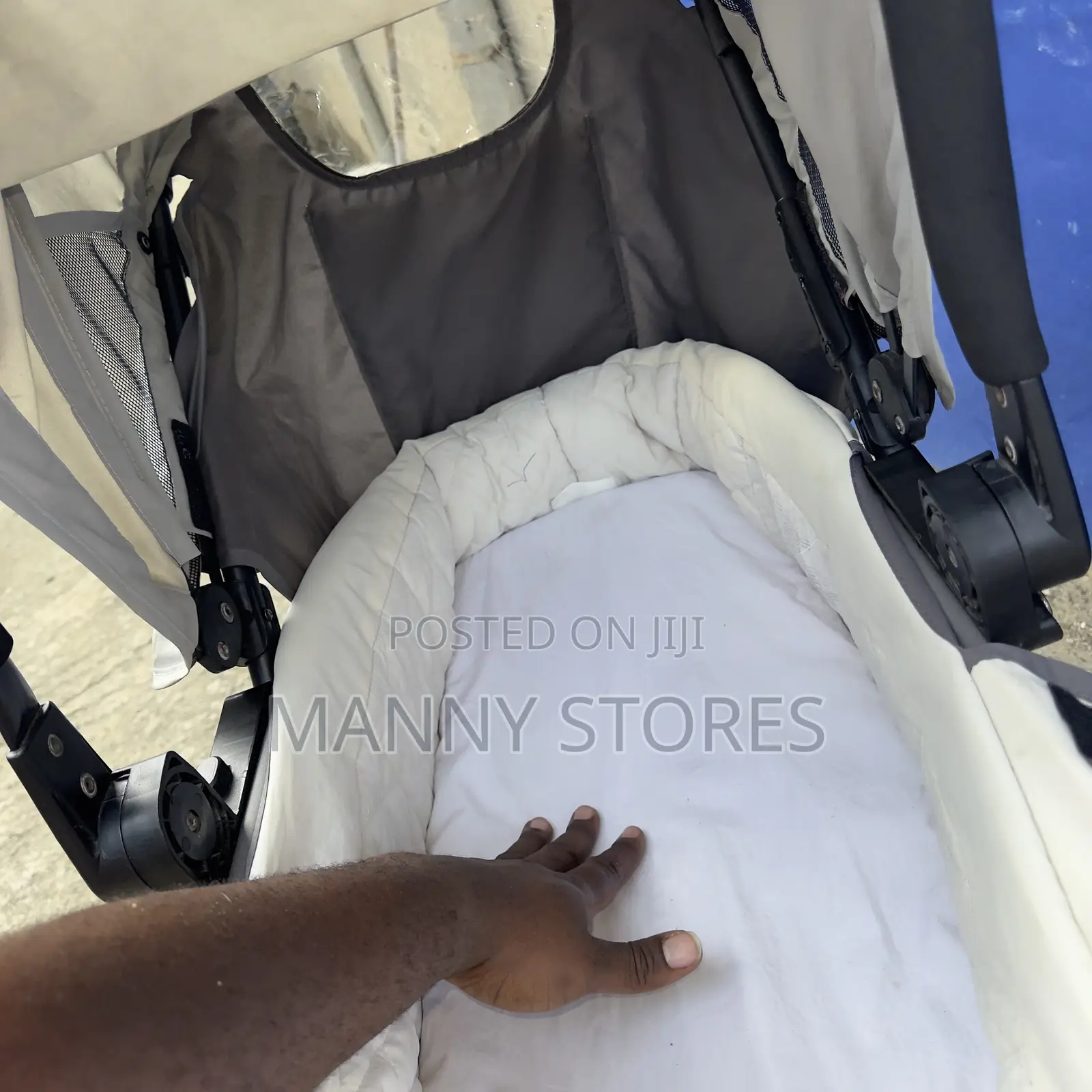 Baby Stroller / Bassinet