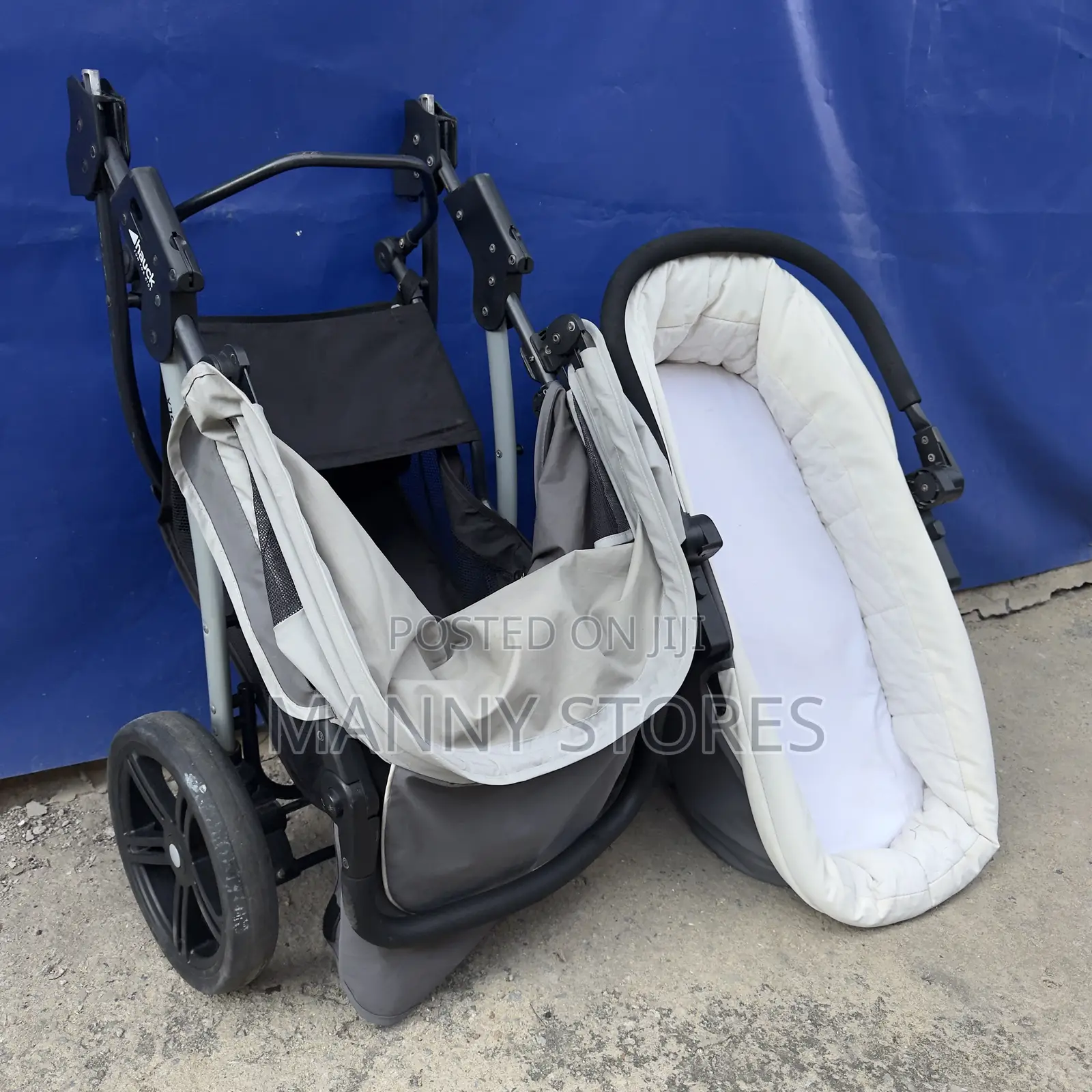 Baby Stroller / Bassinet