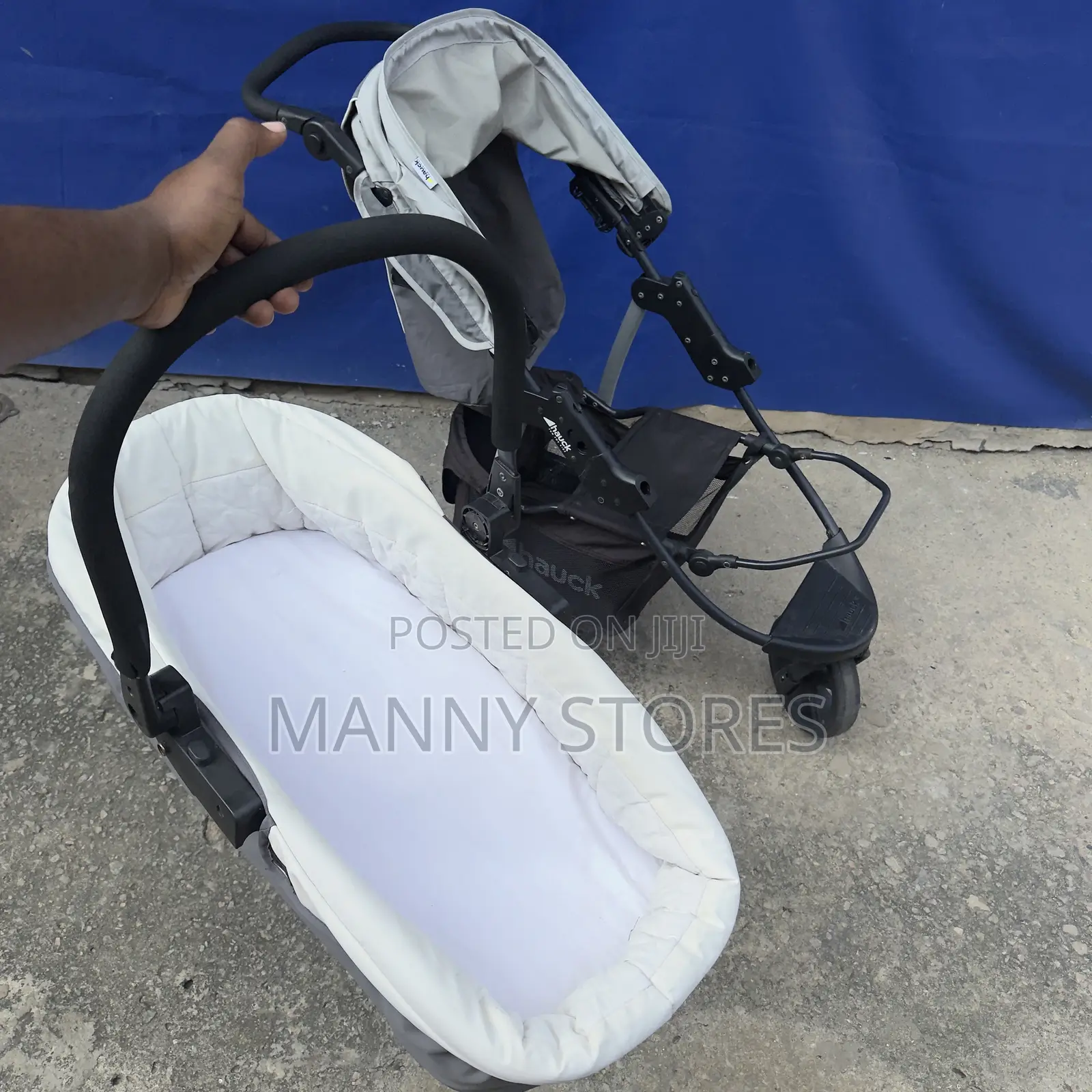 Baby Stroller / Bassinet